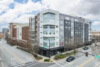 Building Photo - 100 E Washington St