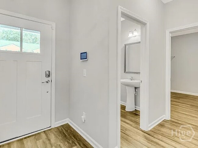 Building Photo - 134 Ainsdale Dr