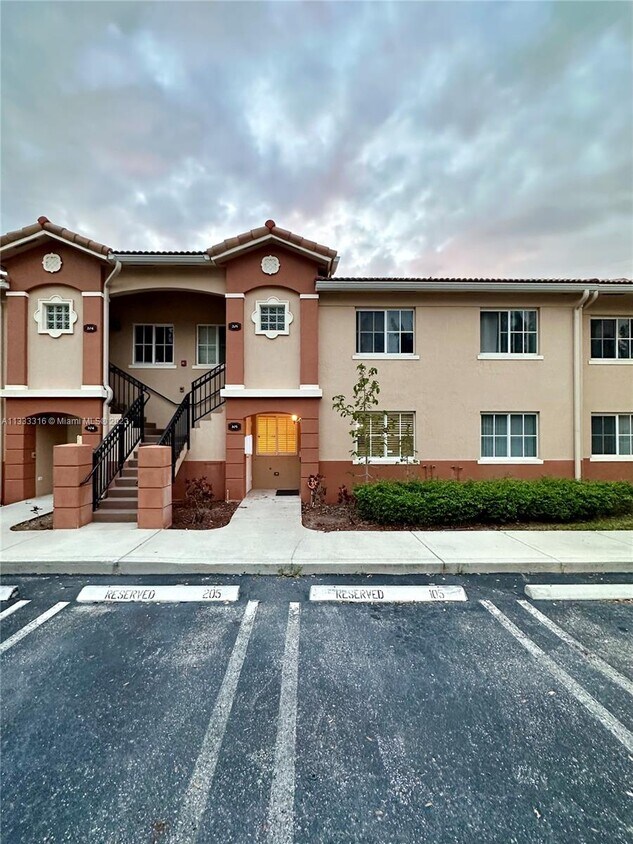 Primary Photo - 3750 N Jog Rd