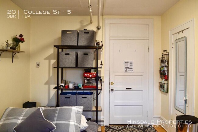 Building Photo - 201 College St