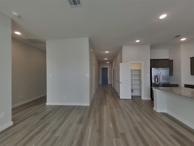 Building Photo - 2350 Cohorn Trl