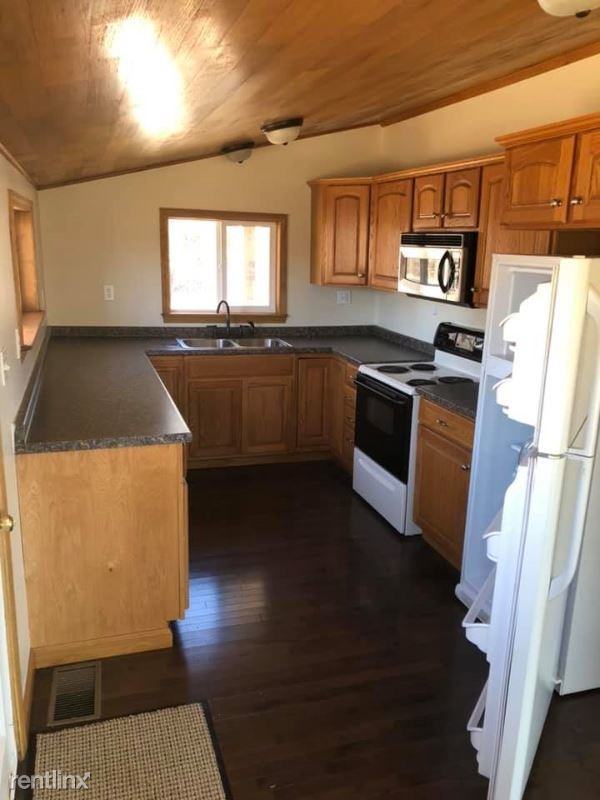 Building Photo - 1 br, 1 bath House - 176 South Corning Road