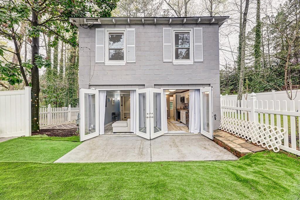 Foto principal - 5606 Roberts Dr