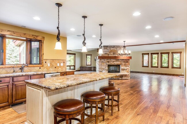 Building Photo - 2689 Holiday Ranch Loop Rd
