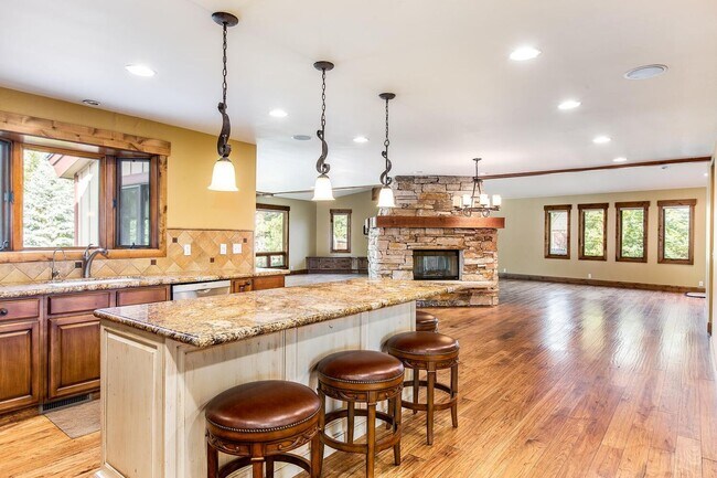 Foto del edificio - 2689 Holiday Ranch Loop Rd