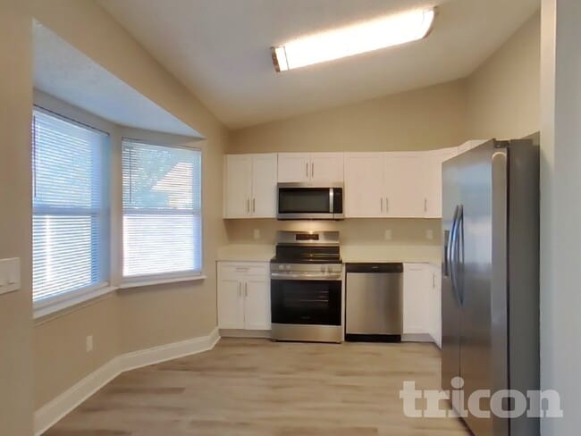 Building Photo - 1379 High Plains Dr W