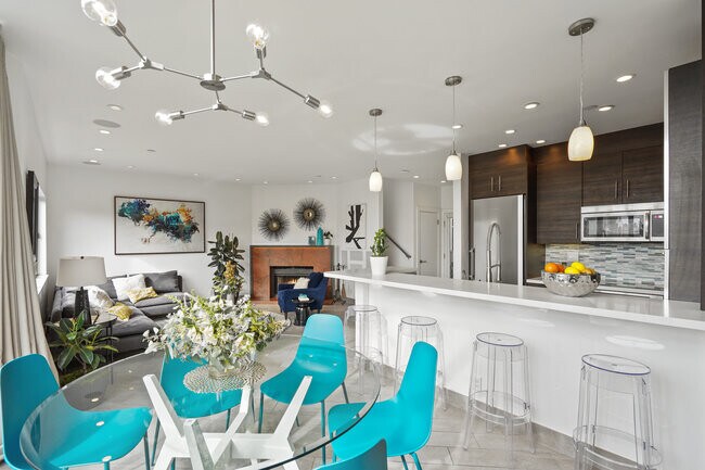 Foto del edificio - 2185 Bush St