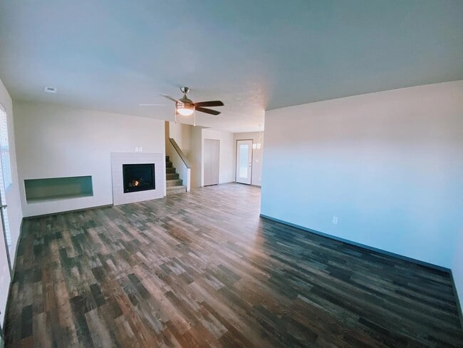 Building Photo - 2818 S Marcus Ln