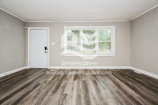 Foto del edificio - 156 Parkwood Ave