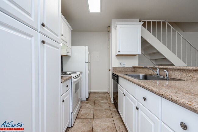 Foto del edificio - Cambrian Condo | Central A/C | Prime Location