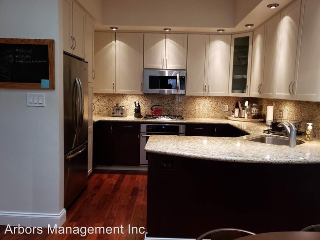 Foto del edificio - 2 br, 1 bath House - 504 N. Taylor Avenue