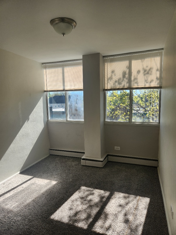 Building Photo - 3575 N Oakland Ave