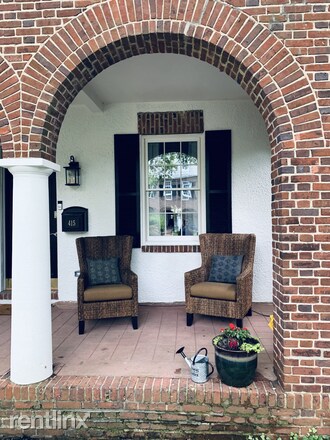 Building Photo - 3 br, 3.5 bath Townhome - 415 Southway