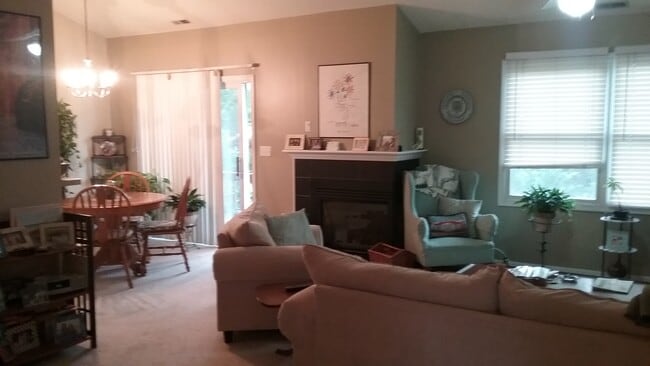 Building Photo - 112 Merganser Ct