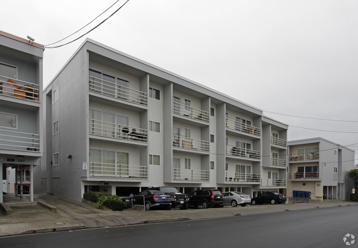 1145- 1157 Edgeworth ¡alejado - The Edgeworth Apartments