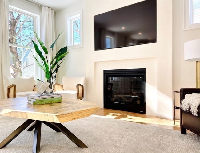 Building Photo - 21 Quarry Rd