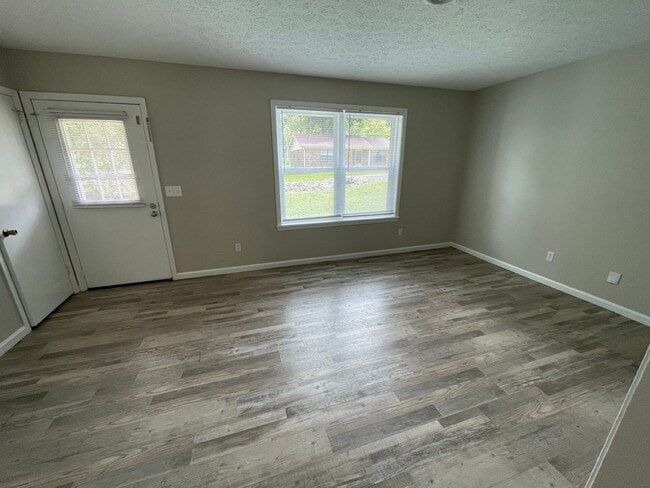 Building Photo - Cozy 3 Bed 1 Bath House