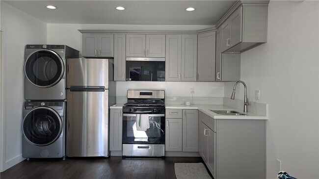 Foto del edificio - 25214 Oak St