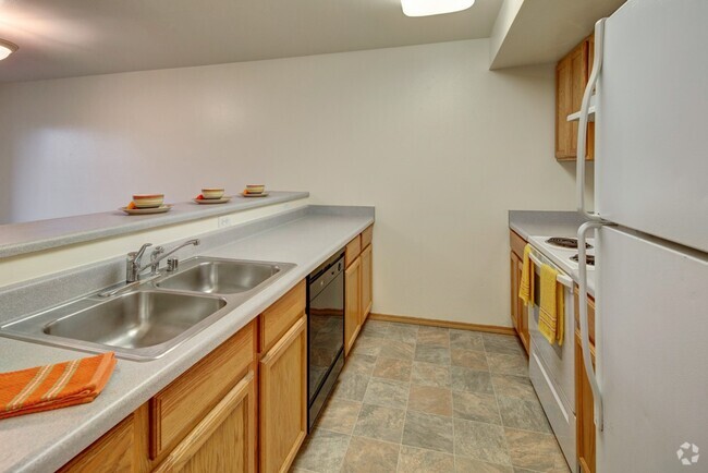 Strawberry Lane Apartments - Kitchen - Strawberry Lane