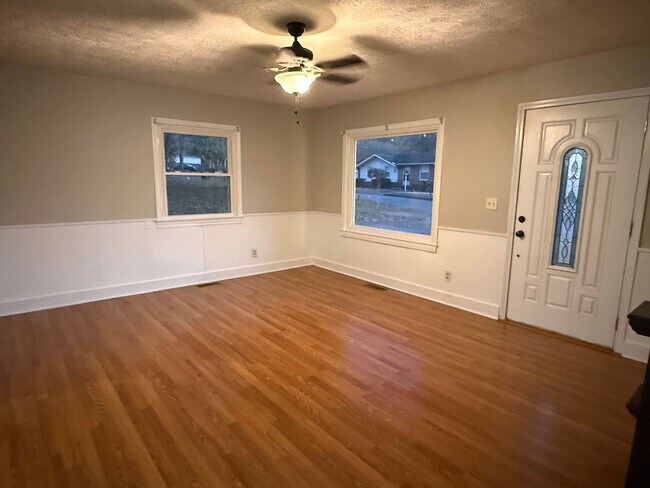 Foto del edificio - Cozy Calvert City Home