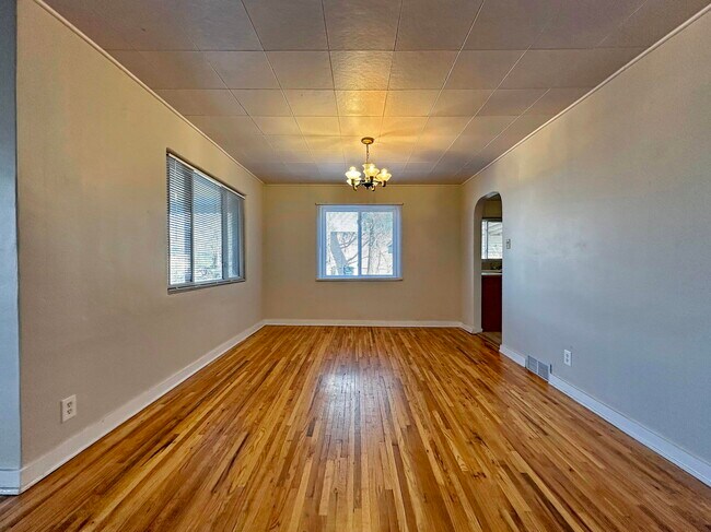 Building Photo - 2620 Marble Ave NW