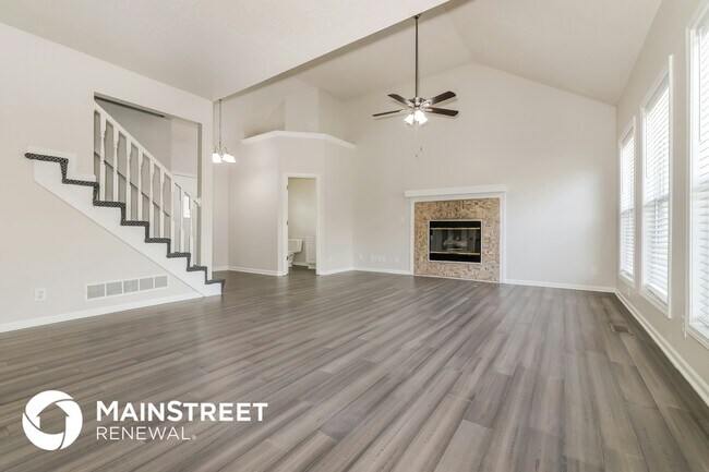 Foto del edificio - 13604 W 129th Terrace
