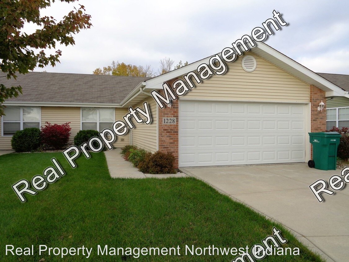 Primary Photo - 1228 W 82nd Ave