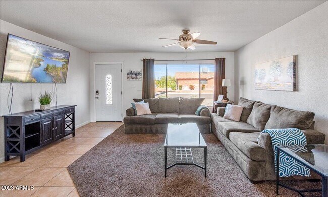 Building Photo - 8507 E Mariposa Dr