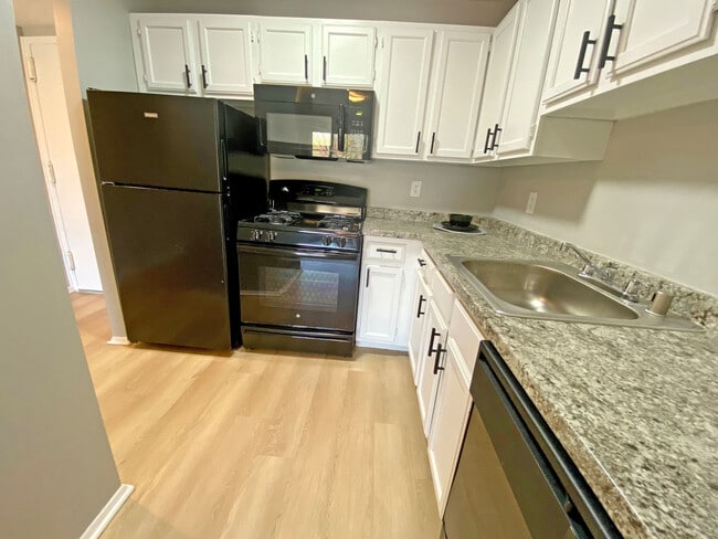 Building Photo - Walker House