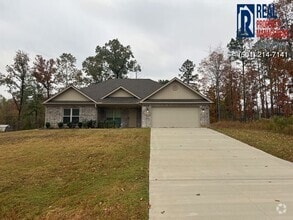 Building Photo - 527 Reuben Dr