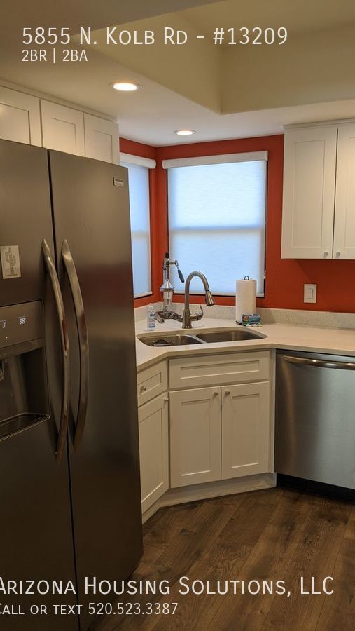 Building Photo - Furnished Modern Living at The Greens