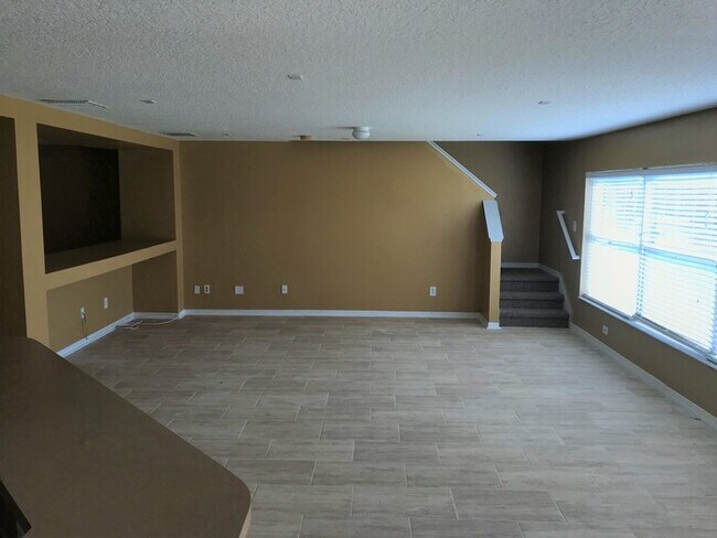 Foto del edificio - Gorgeous 4 Bedroom/2.5 Bathroom in the Oak...