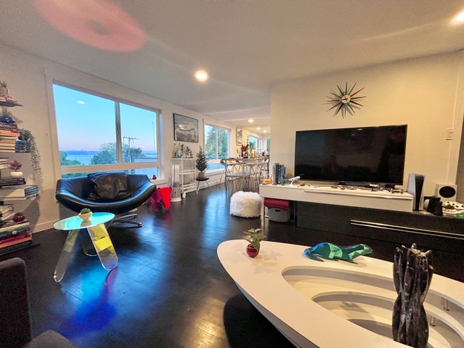 Foto del edificio - 110 Erie Ave