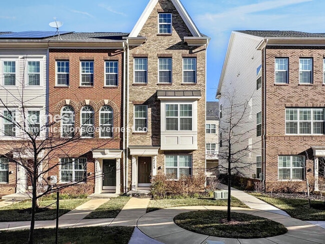 Building Photo - 7113 Rowlock Aly