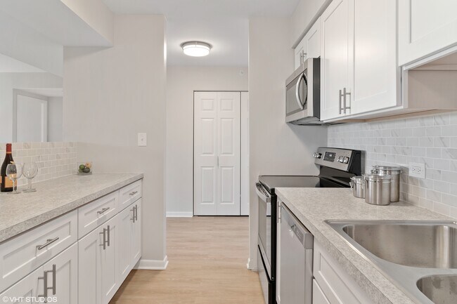 Cocina - Spinning Wheel Apartments