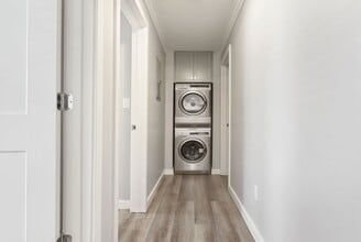 Interior Photo - RedStone Place