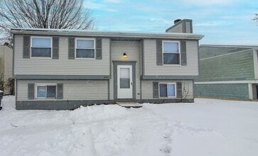 Building Photo - 2862 Chatsworth Way