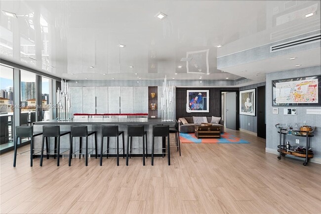 Building Photo - 19955 NE 38th Ct