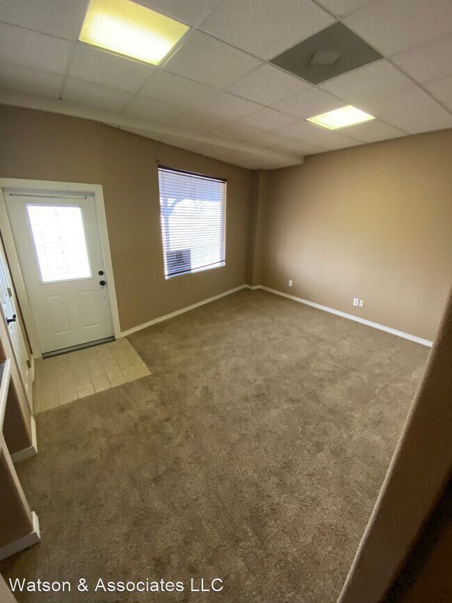 Foto del edificio - 3 br, 2 bath House - 120 South Commercial St