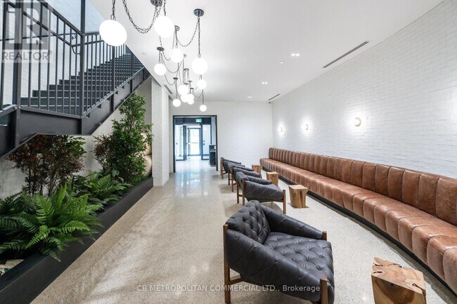 Photo du bâtiment - 2946 Dundas St W