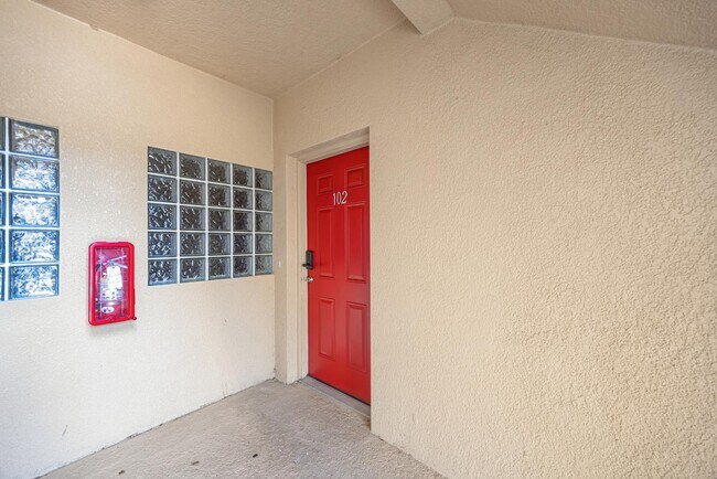 Building Photo - 9516 Amberdale Ct