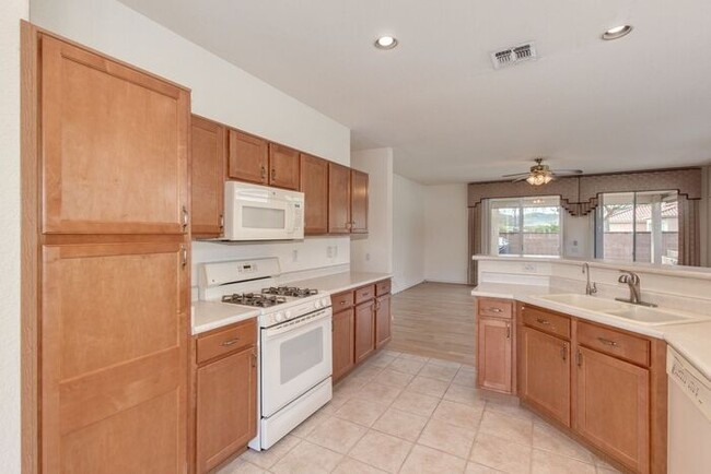 55-community-house-rental-in-tucson-az-apartments