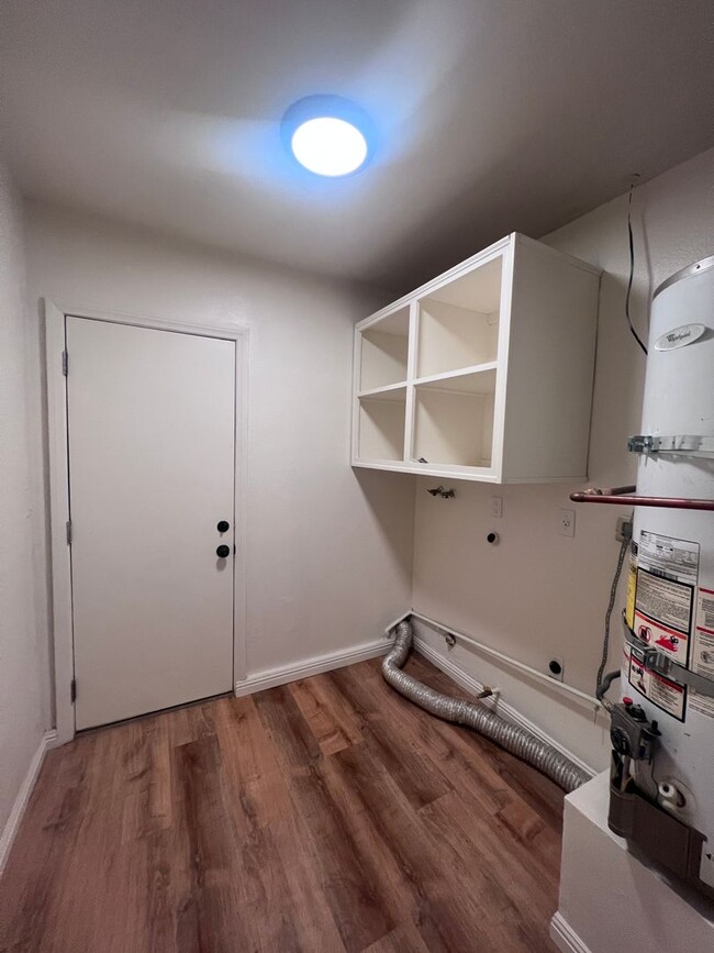 Building Photo - Ready to Rent in Apple Valley