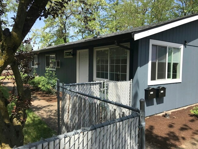 Photo - 9623 Southeast Knight Street, Unit 9625 Townhome