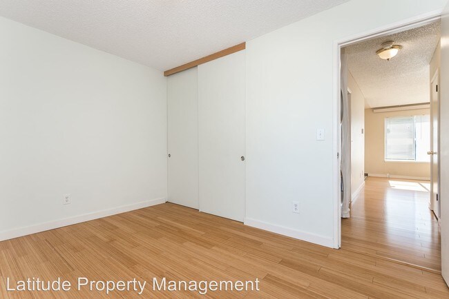 Foto del edificio - 8045 N Princeton St