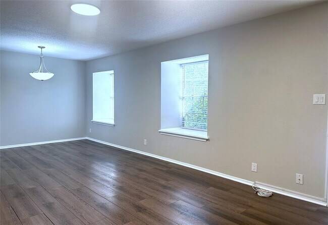 Building Photo - 7801 Shoal Creek Blvd