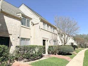 Building Photo - 15314 Gorham Dr