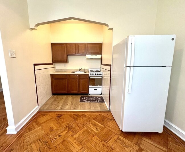 Photo - 6201 N 16th St Apartment