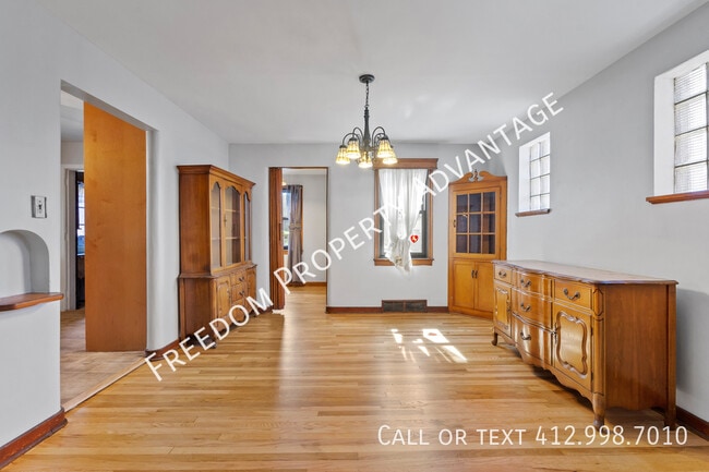 Building Photo - 1124 Fairfield St