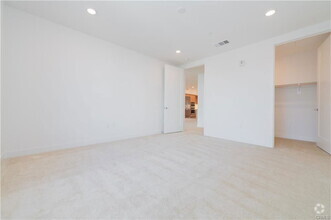 Building Photo - 1406 Rivington
